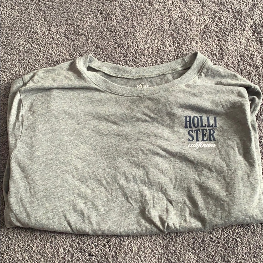 grey cropped hollister long sleeve